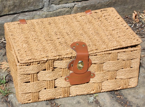 Alfred button food hamper - food,